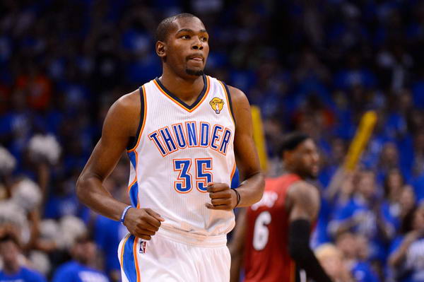 根据运动员 根据运动员